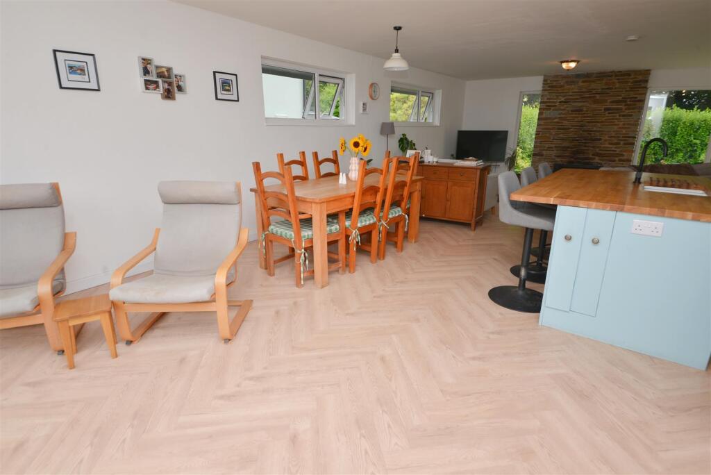 Lounge/Kitchen/Diner