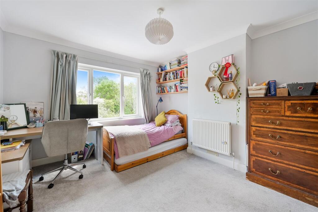 LOWER HILL ROAD (16).jpg