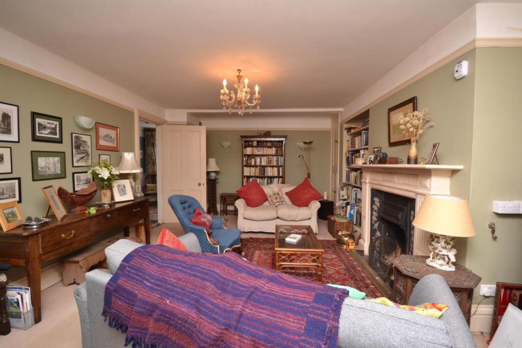 DRAWING ROOM