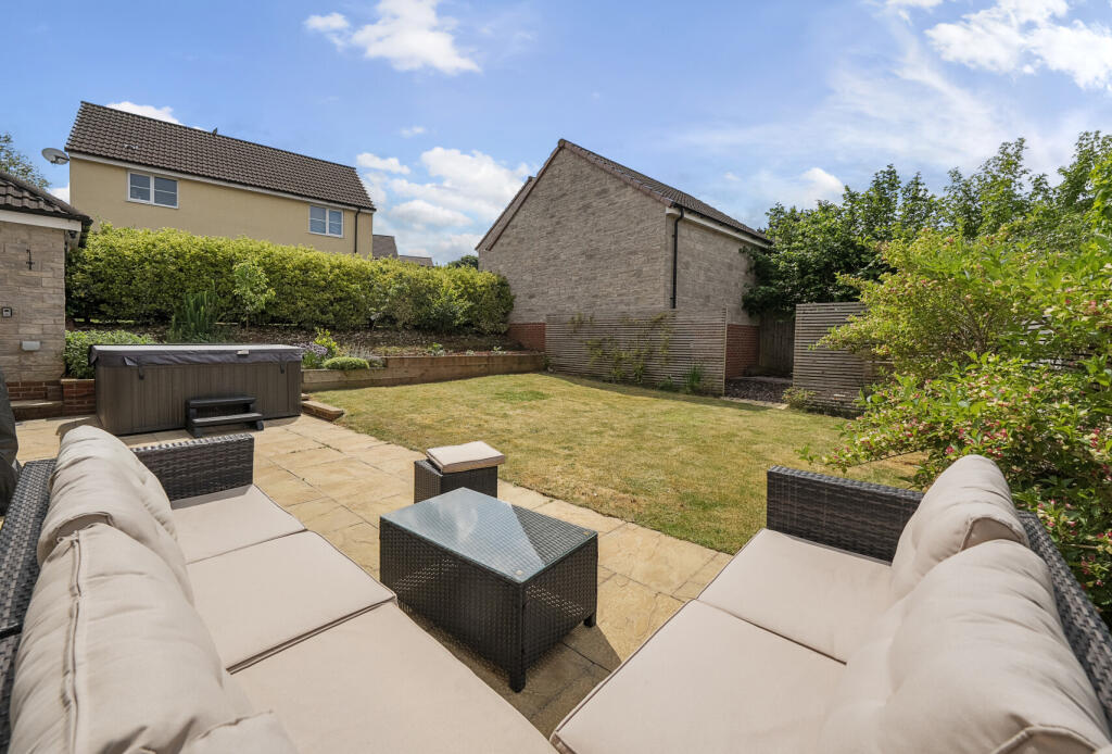 1299104-3-6830716...