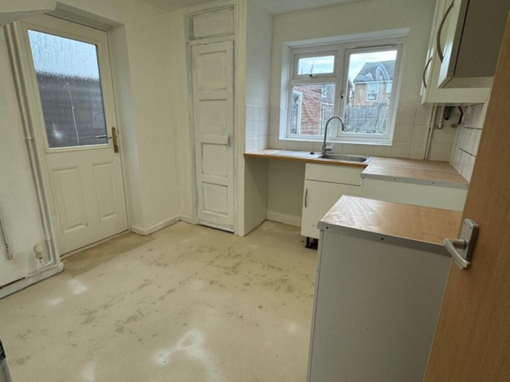 Kitchen 2
