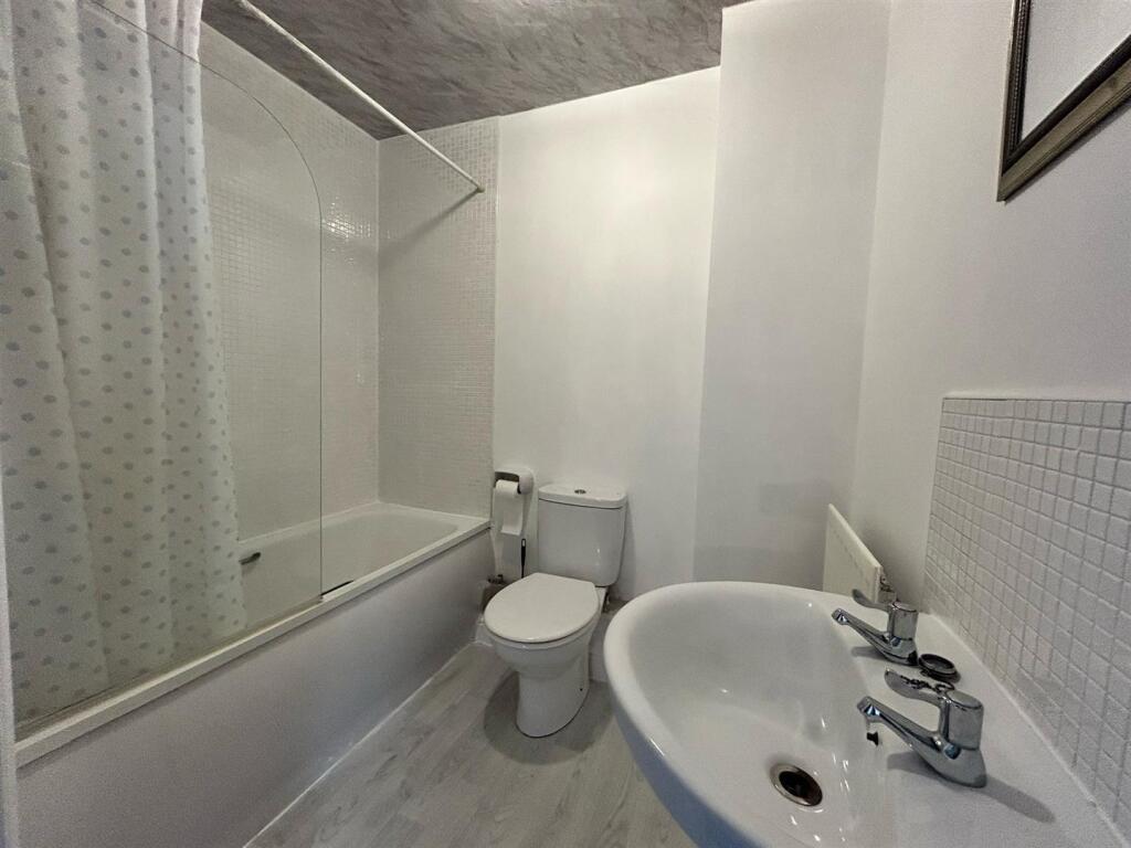 WhatsApp Image 2025-06-05 at 17.48.50.jpeg