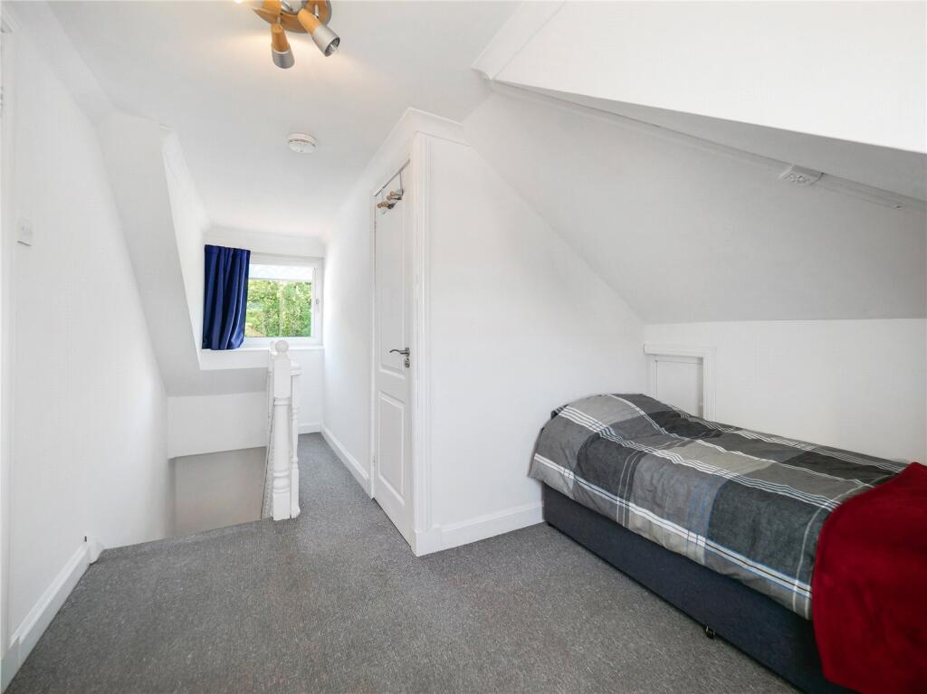 Office/Bedroom 4