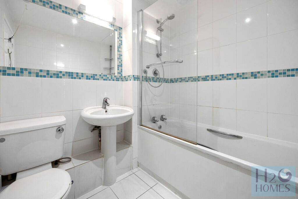Britannia Court_6...
