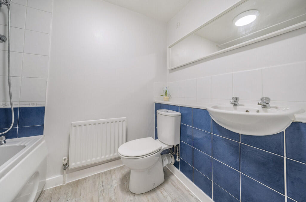 1340246-7-689ef23...