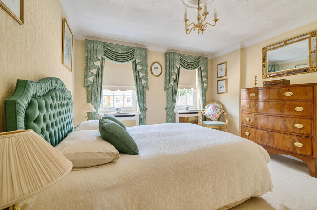 1313440-32-685945...