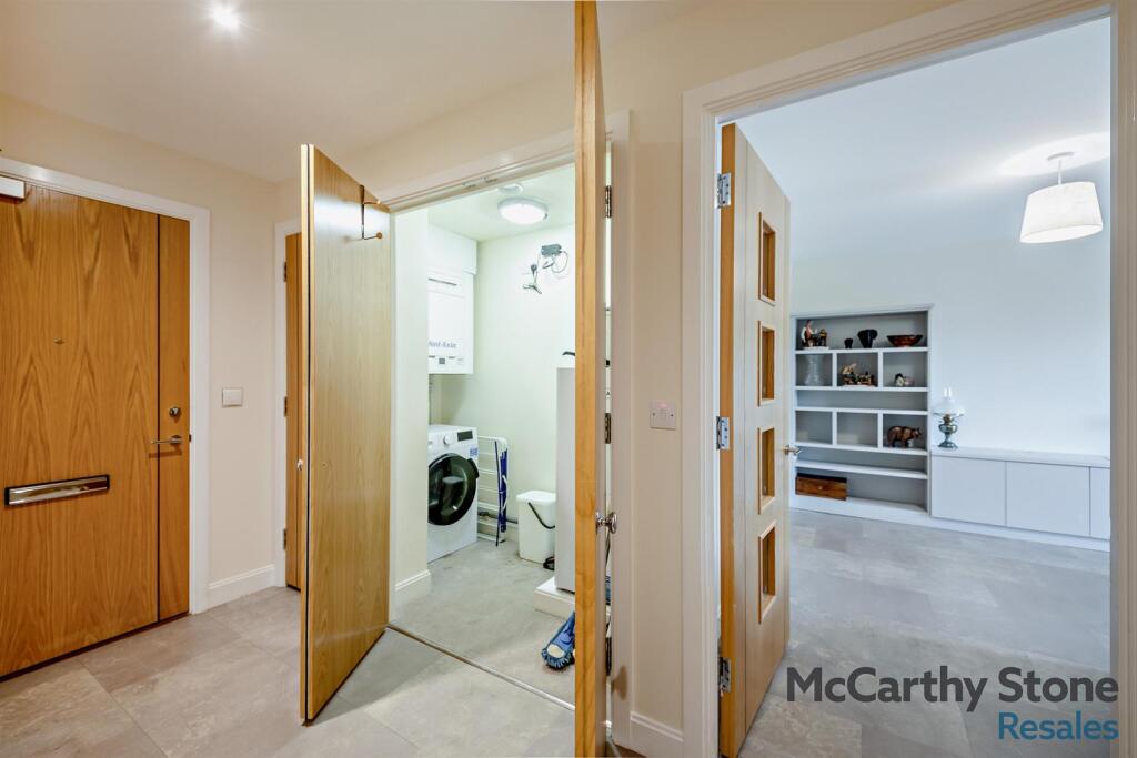 8664484-interior10-800.jpg