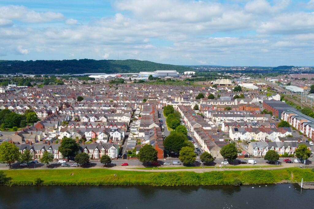 grangetown-from-above-over-taff