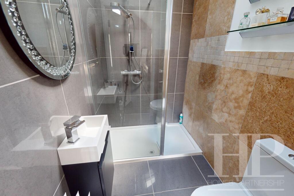 En-suite shower room