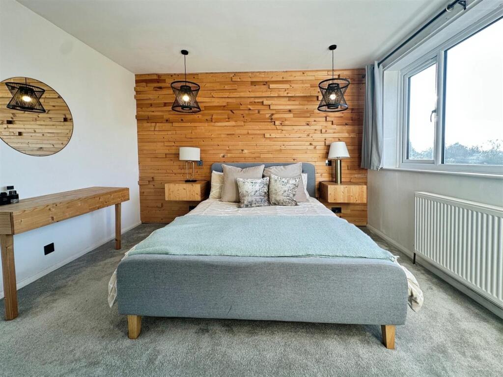 8a404053--4C7C-8B22-222089B88B91-69919-00002D002F2