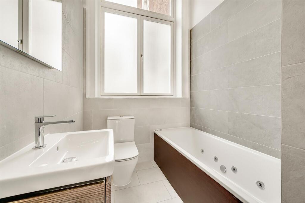 James_Anderson_Flat_1___Limes_House___Mortlake_Hig