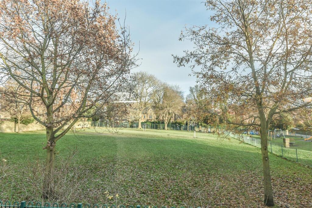 13 Robinswood view 2.jpg