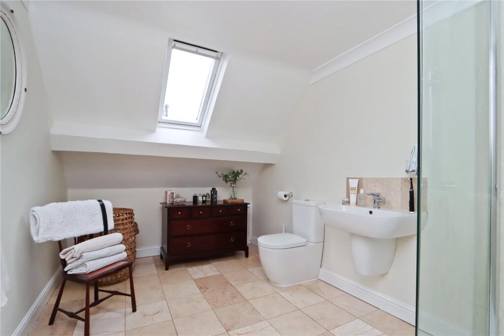 En Suite Shower Room