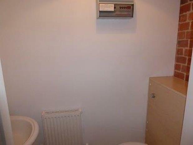 6BriarCtCloakroom