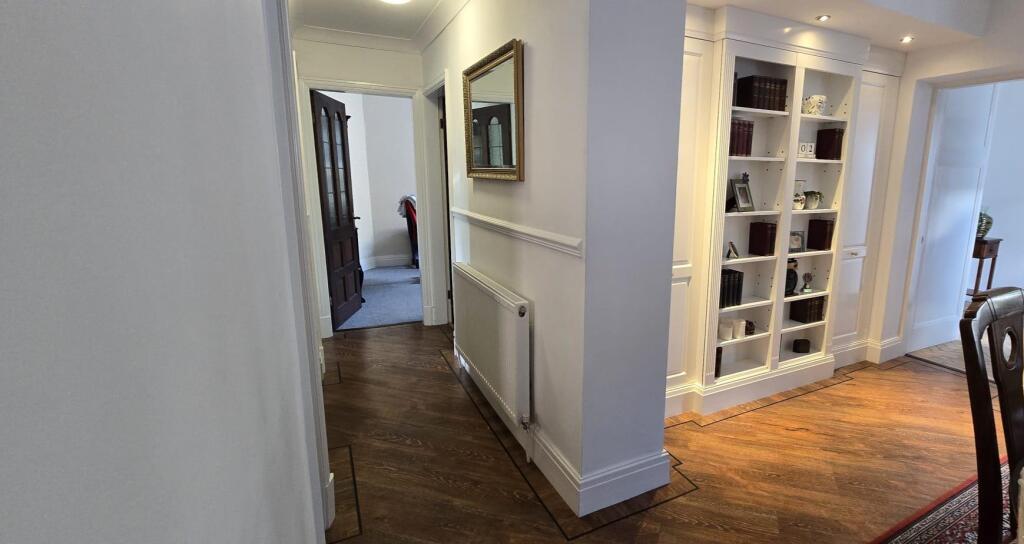 lower floor hallway.jpg