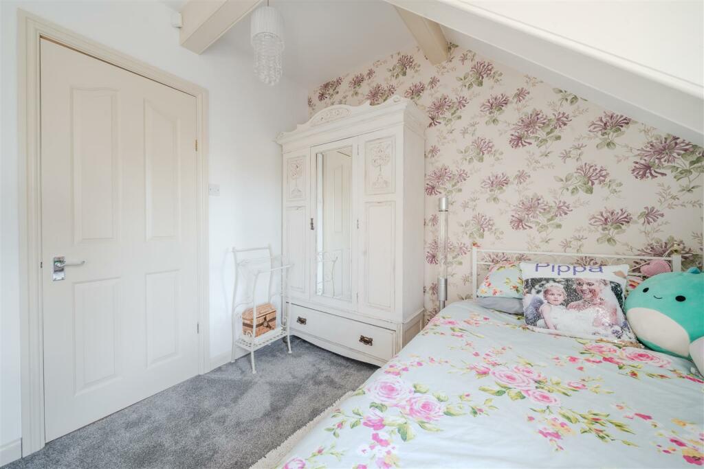 Bedroom 3-3.jpg