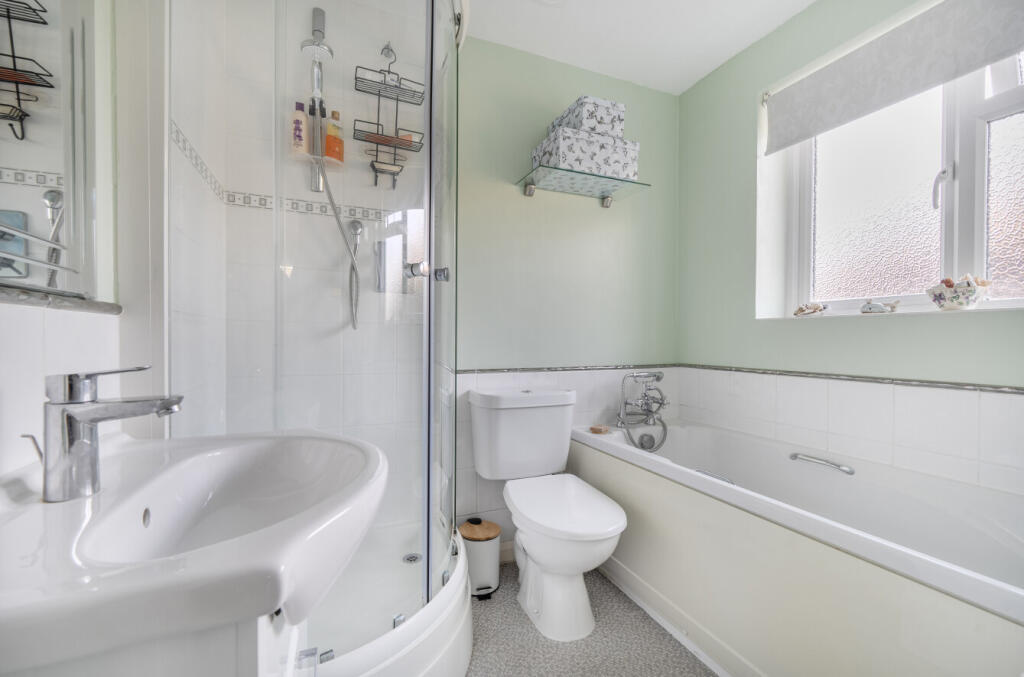 1371732-19-68f74a...