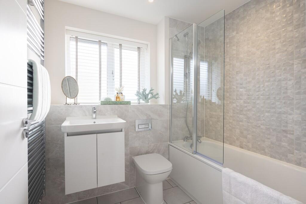 the glades at mindenhurst, deepcut