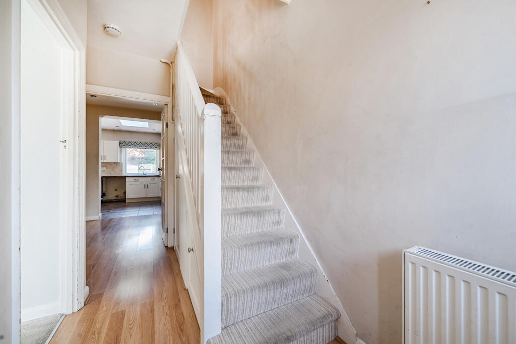 1304406-22-685597...