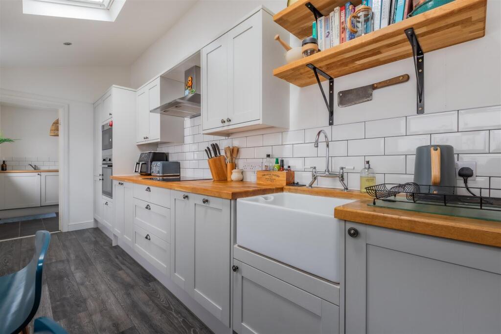 Conybeare Road 23-15.jpg