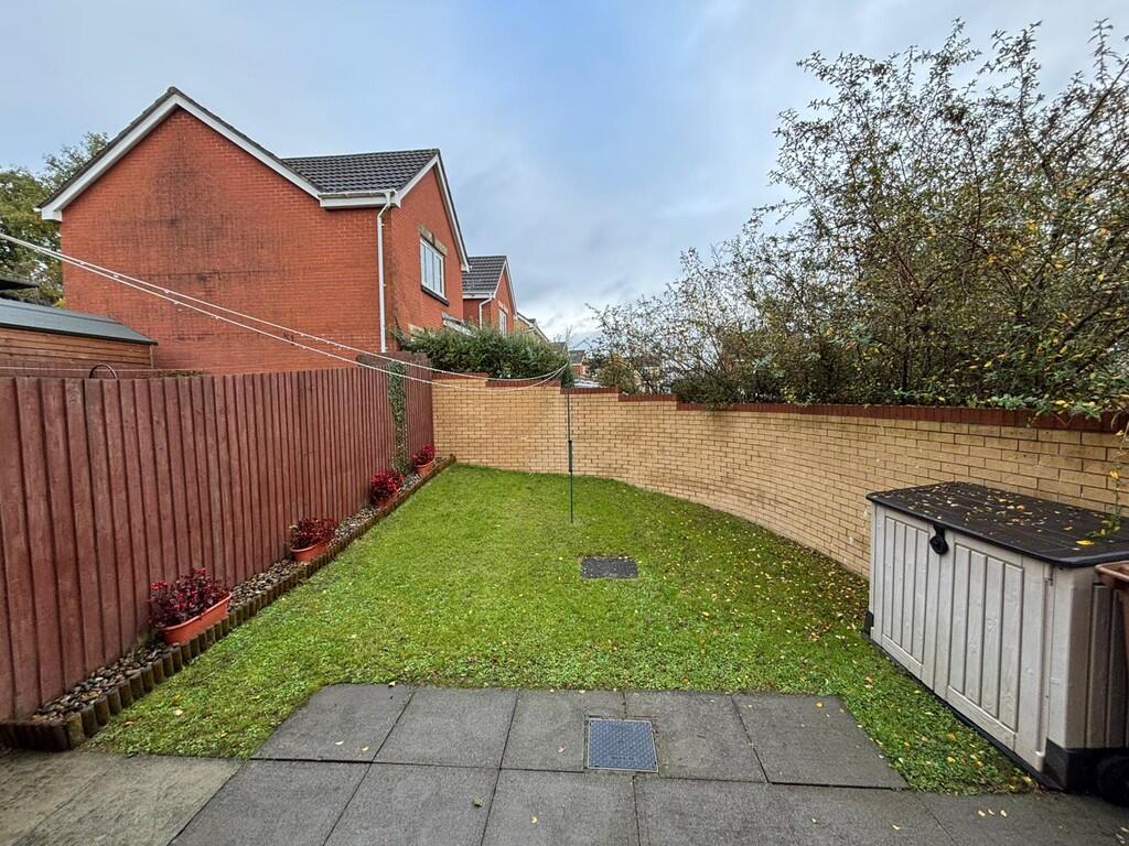 PHOTO-2025-10-21-...