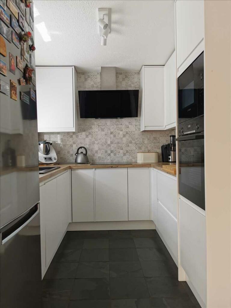 KITCHEN 98 x 75