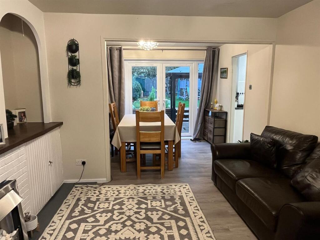 WhatsApp Image 2024-11-11 at 11.11.41_27d1750e.jpg