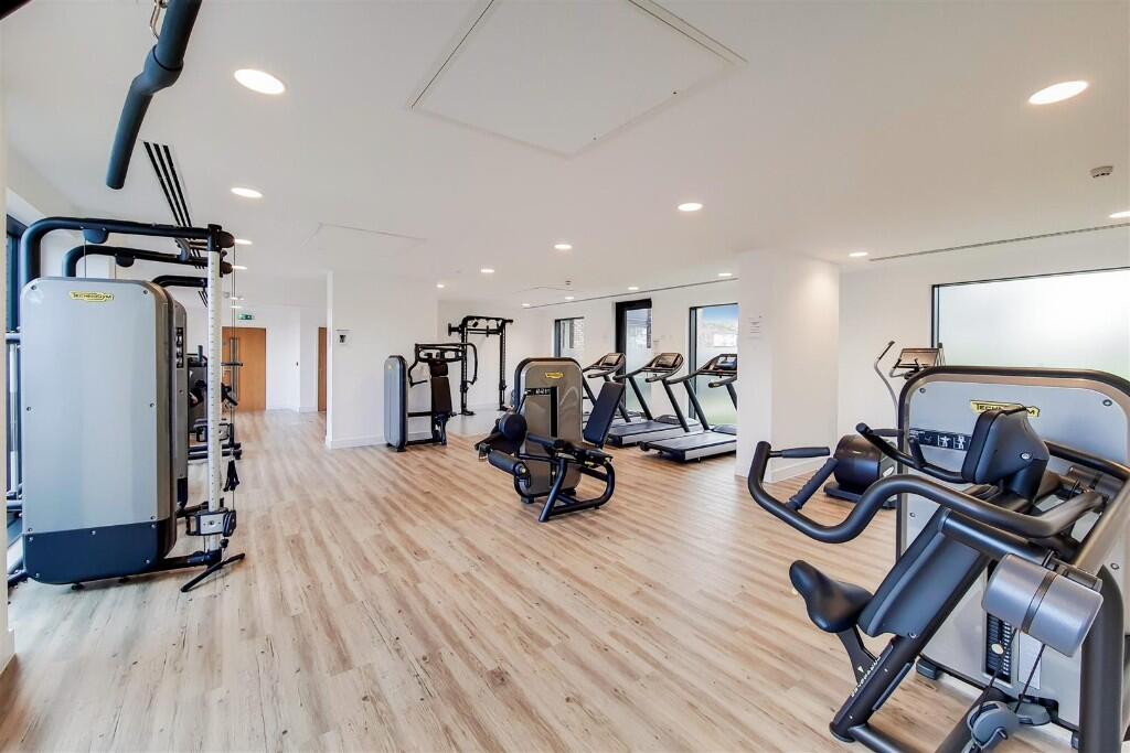 2 bedroom 2 bathroom