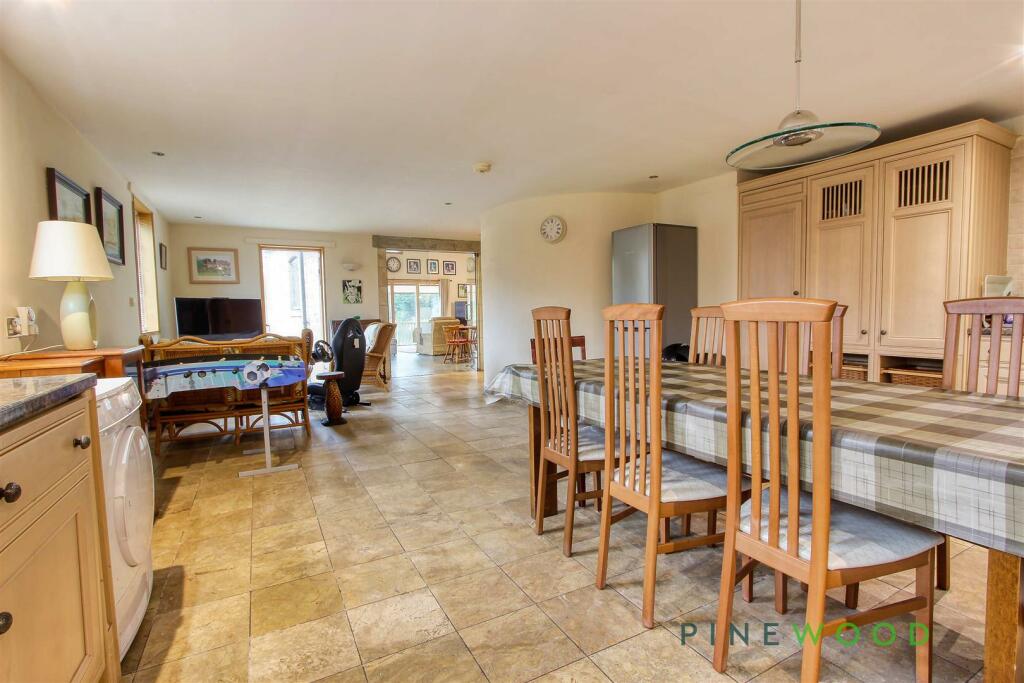 Kitchen / Diner