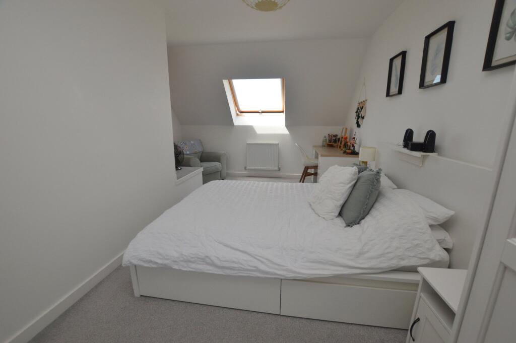 Bedroom 1(Top Floor)