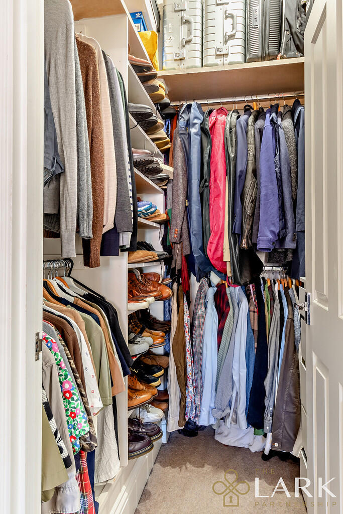 8664270-interiorW...