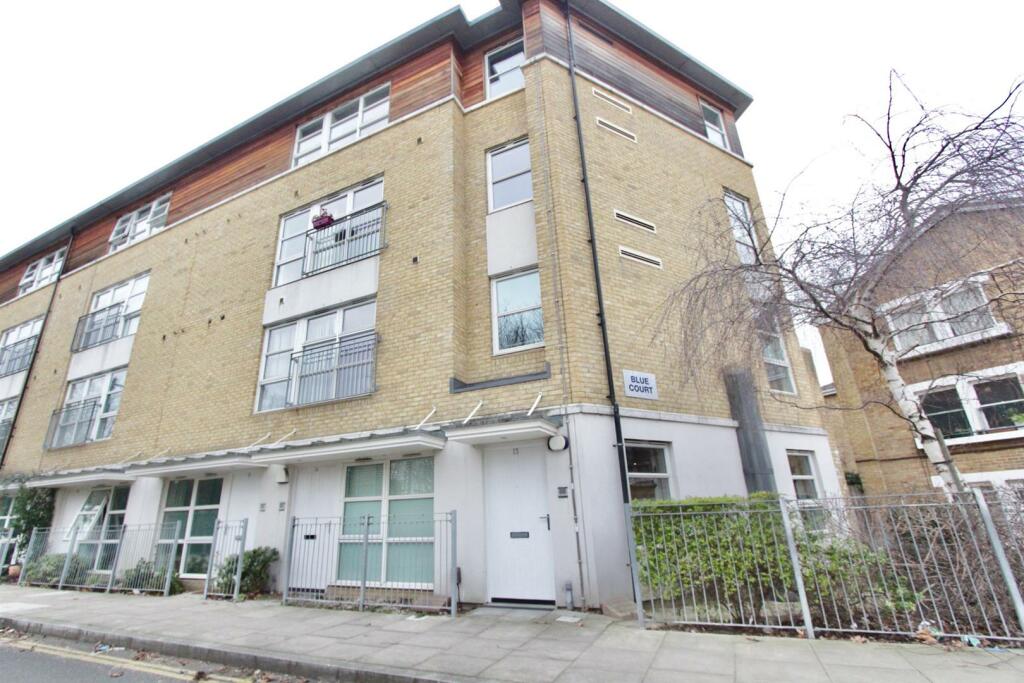 Blue Court, Sherborne Street, N1