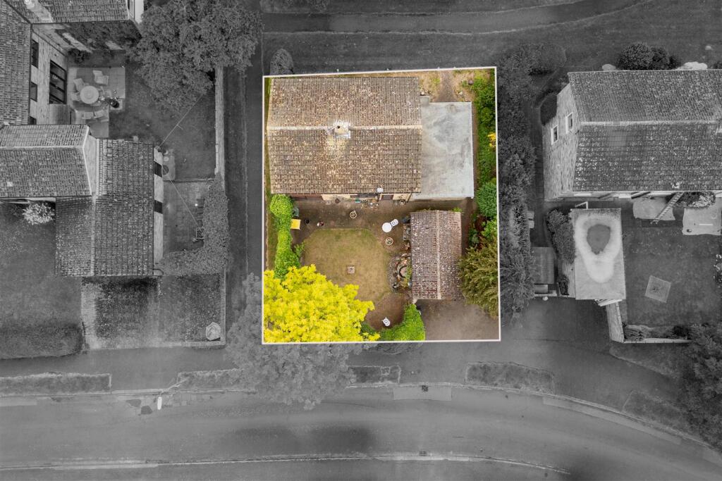 4 Spring Ln, Bottisham,--26.jpg