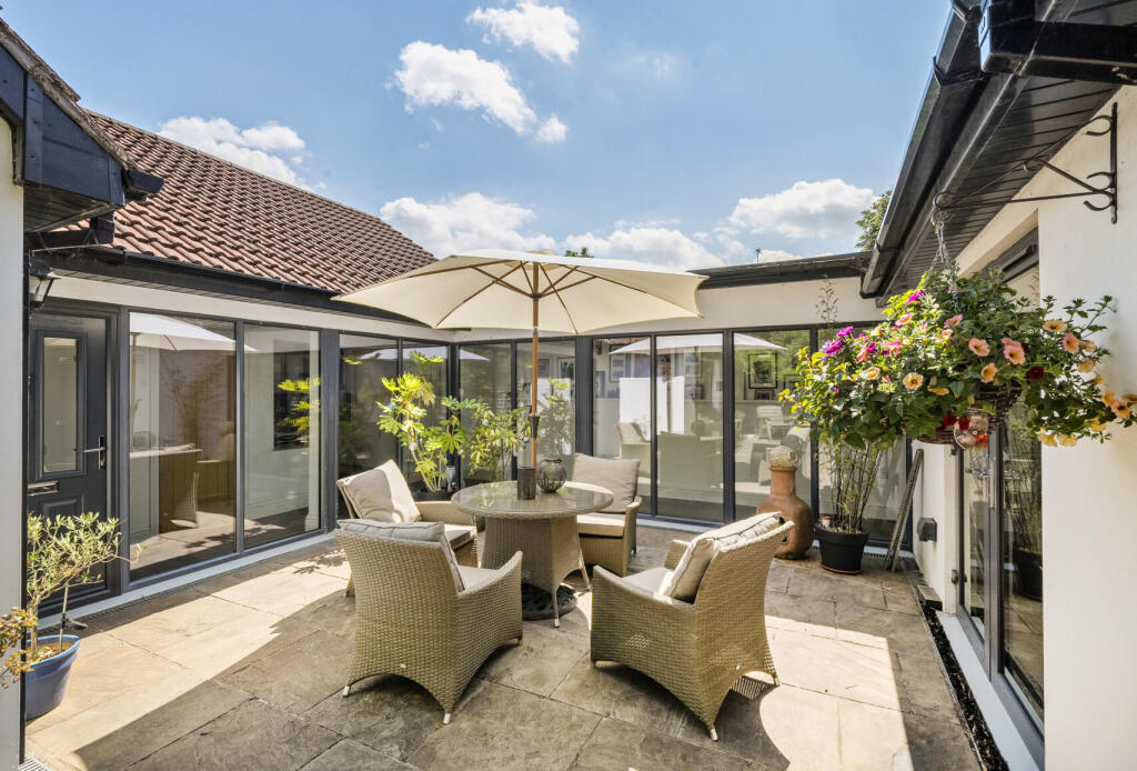 1298556-37-682f21...