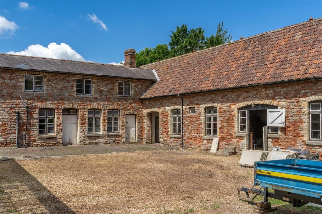 Stables/Outbuildings