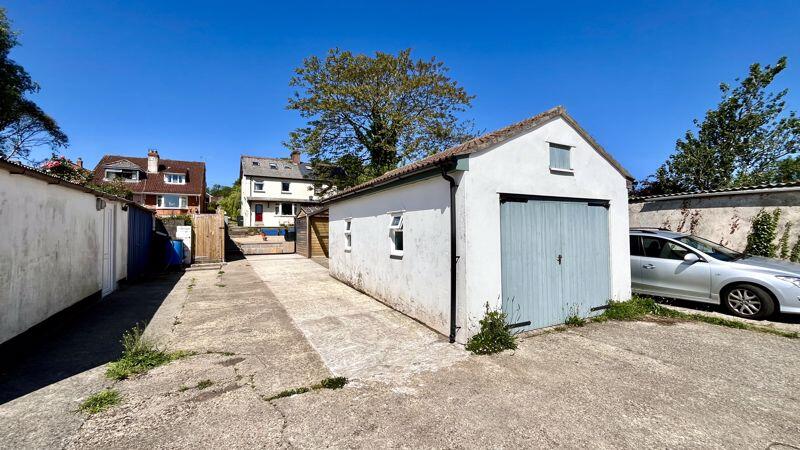 Garage &amp; Driveway