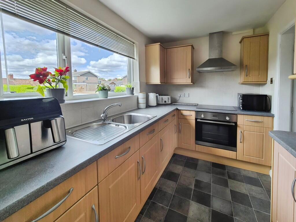 d260e4b2-10000285...