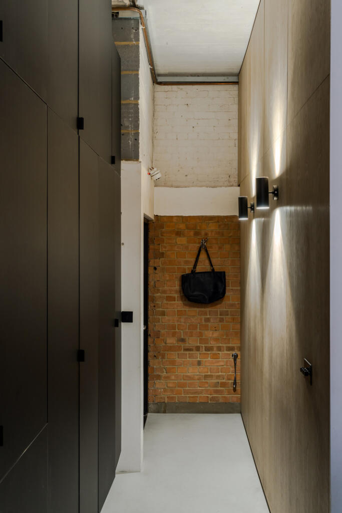 265242 - Studio 26-35.jpg