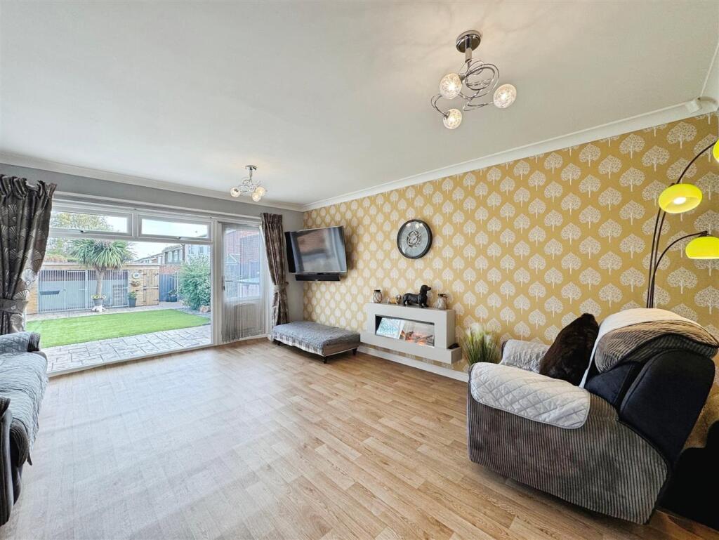 6b42fed0--4C0B-8BC0-5F16CBC1E063-47648-00001D8961B