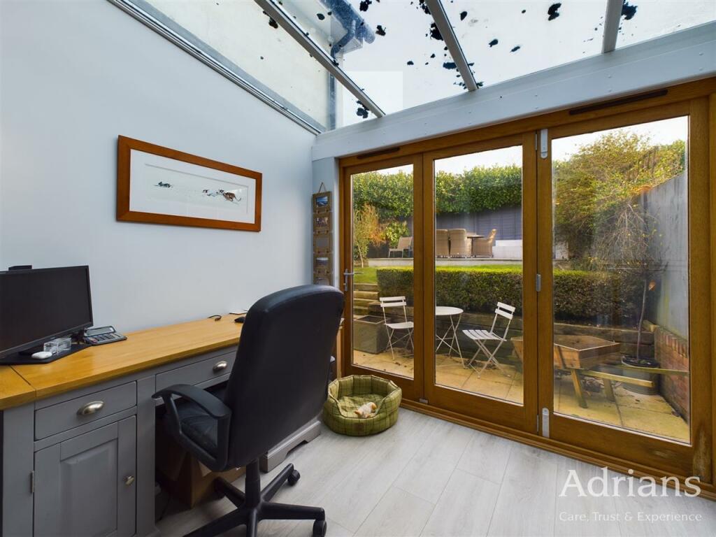 OFFICE / GARDEN ROOM