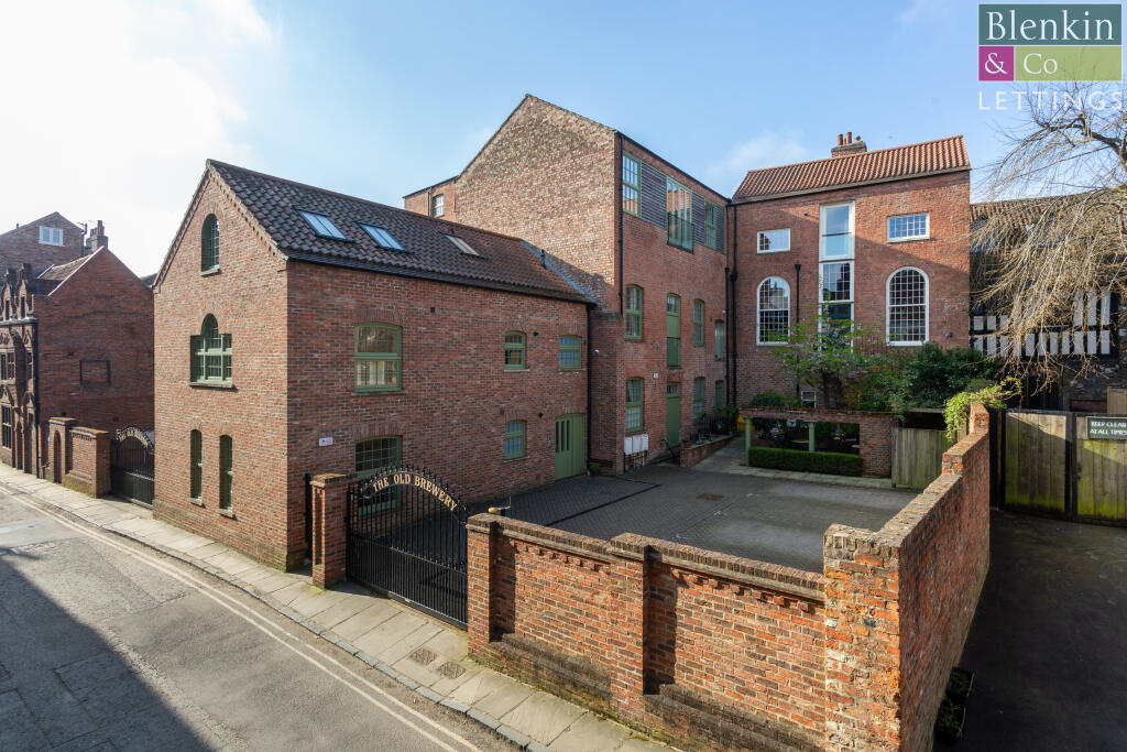 4 The Old Brewery-03_