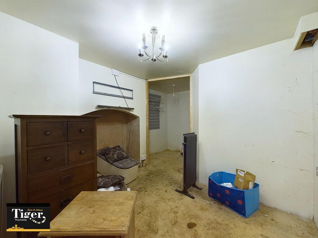 CAM03440G0-PR0173...