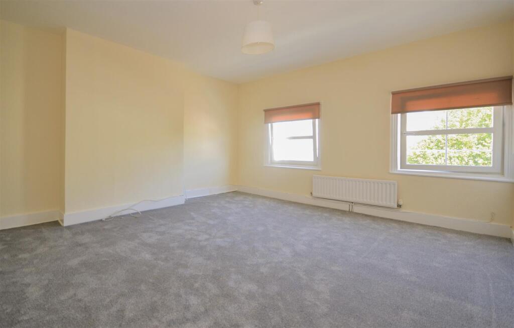 13-Bedroom 1.jpg