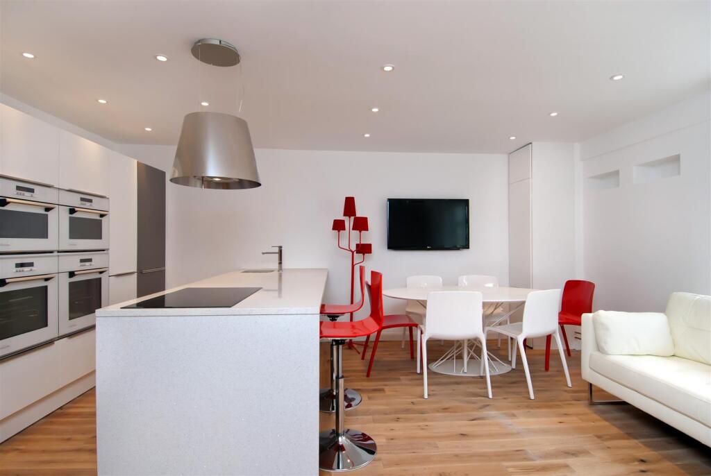 Huntsworth Mews, Marylebone, London