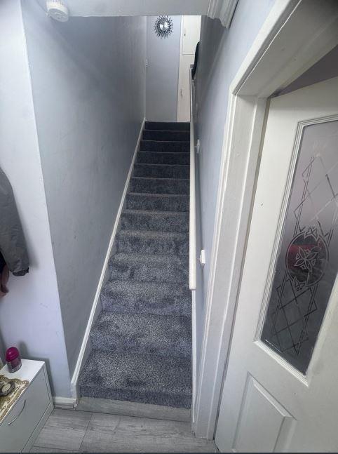 front entrance starirway.JPG