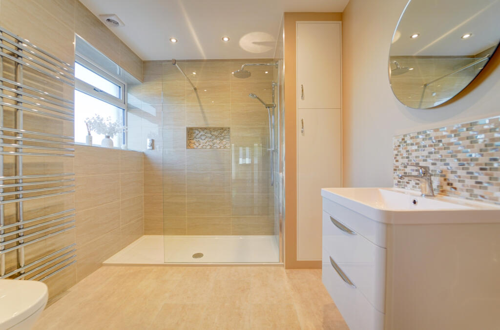 Downstairs Bathroom