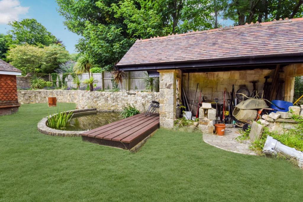 garden.jpg