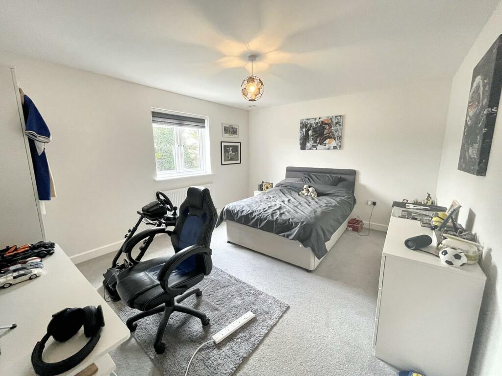 Bedroom 2.jpg