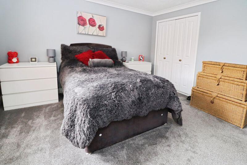 Barrell Close Frating 