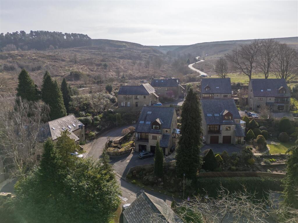 CMA-8Moorlands-001.jpg